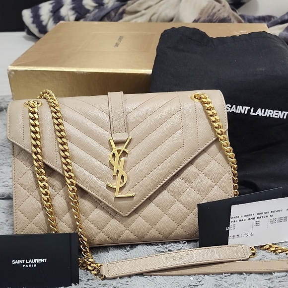 Yves Saint Laurent Taupe Quilted Leather Shoulder Bag - Picture 4 of 7